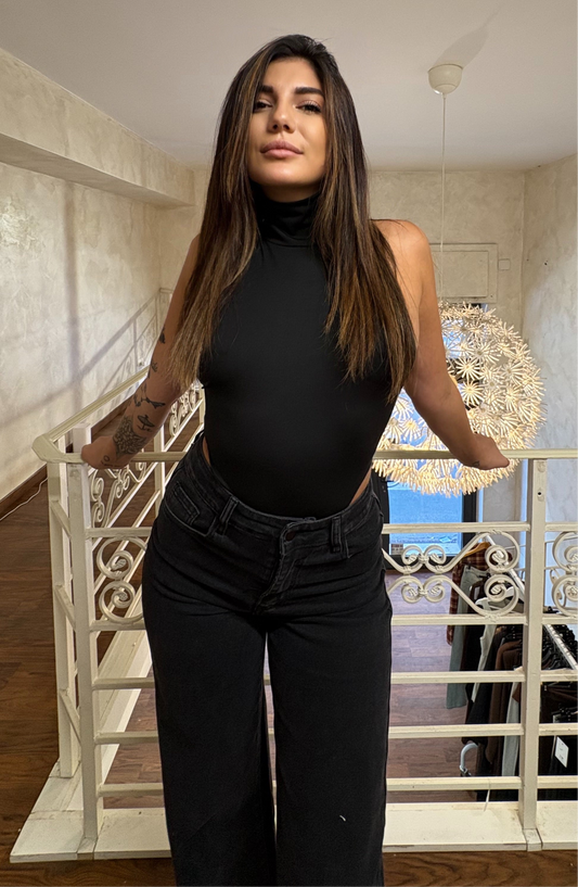 Body sgambato mezzo collo