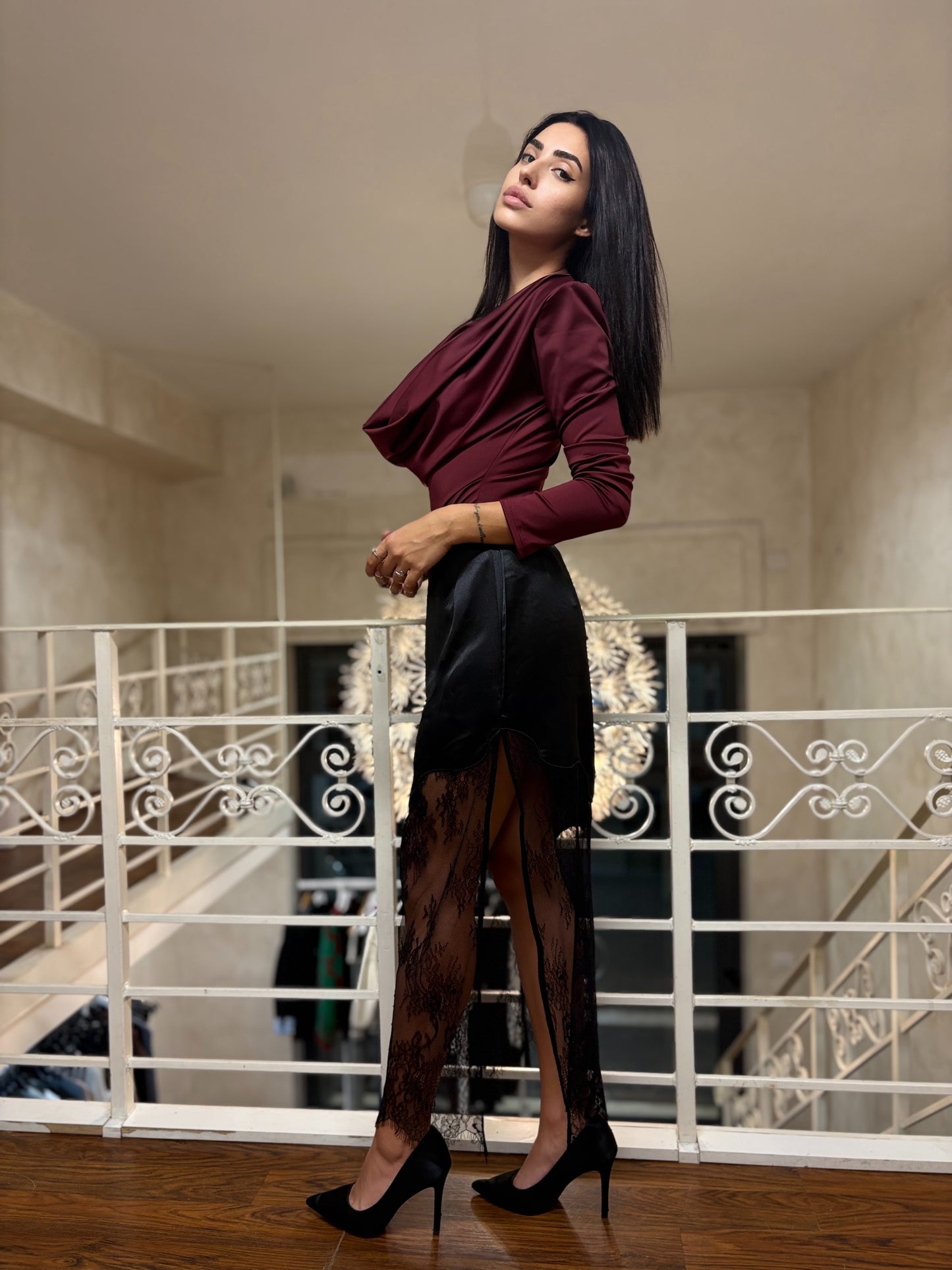 Gonna longuette in pizzo